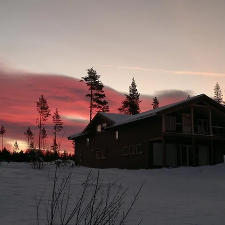 Lakehouse In Norway